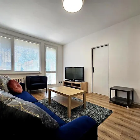 Karlove 3 Free Parking, Family Friendly, Near Center Daire *
