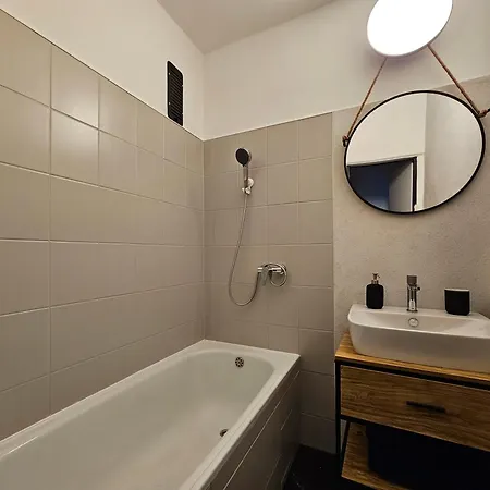 Karlove 3 Free Parking, Family Friendly, Near Center Appartement Bratislava