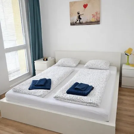 Apartmán Karlove 3 Free Parking, Family Friendly, Near Center Bratislava